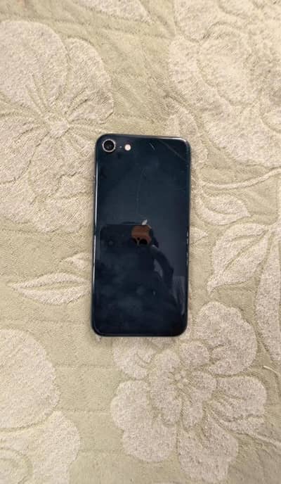 Apple iPhone SE