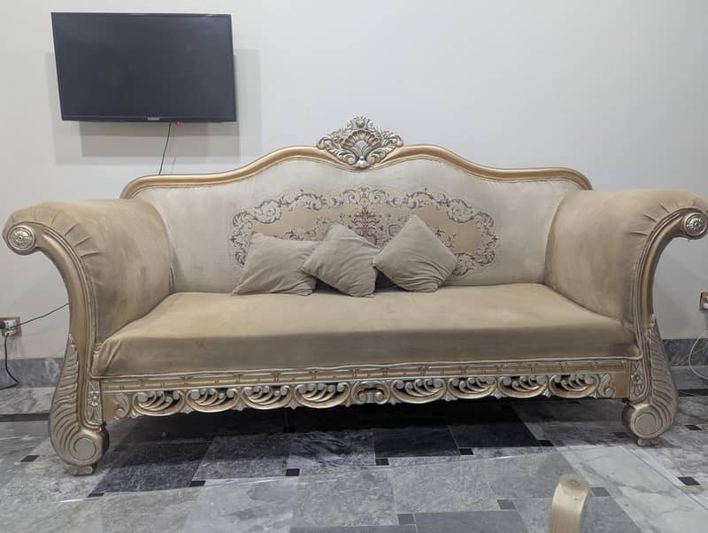 Royal Style Chinioti Sofa 1