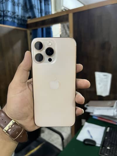 Apple iPhone 16 Pro Max