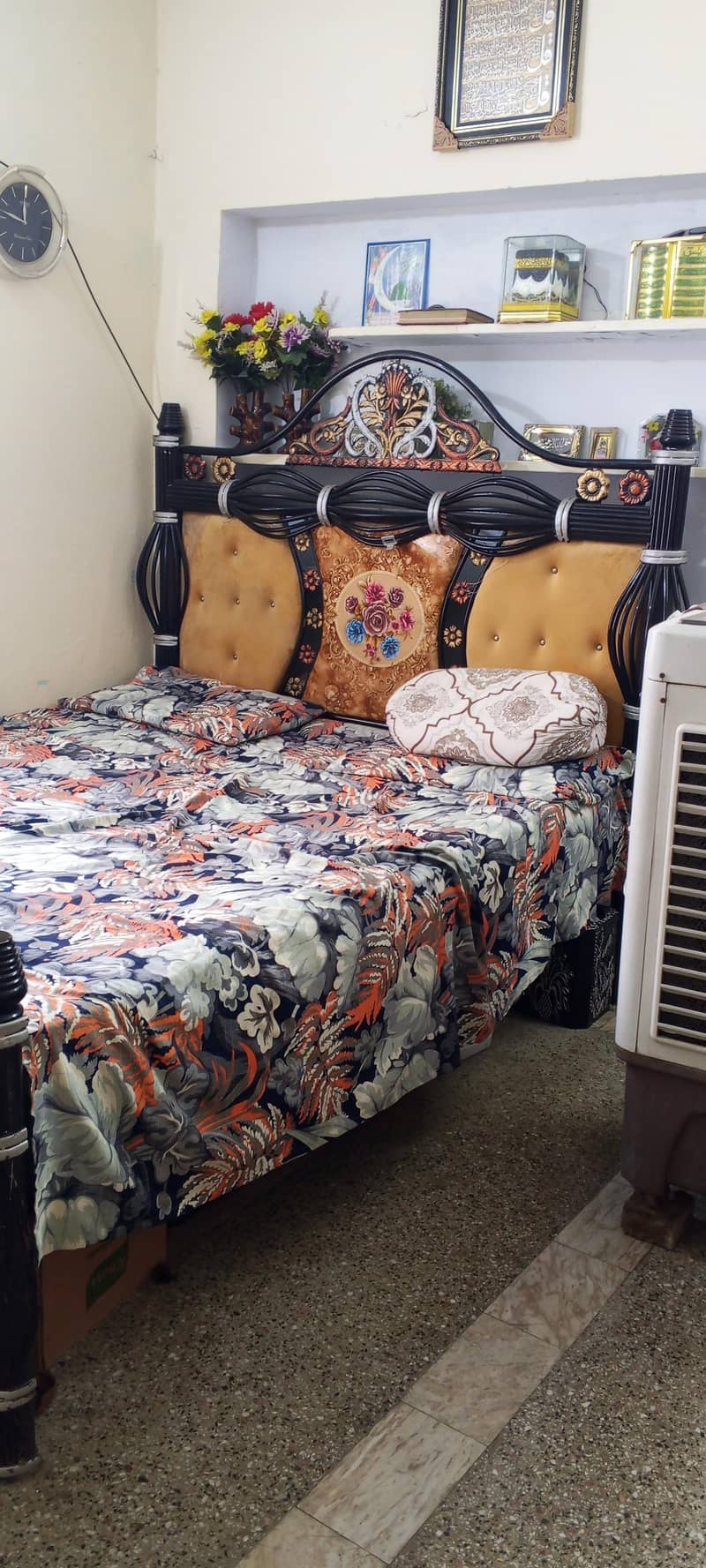 bed and sofa 4