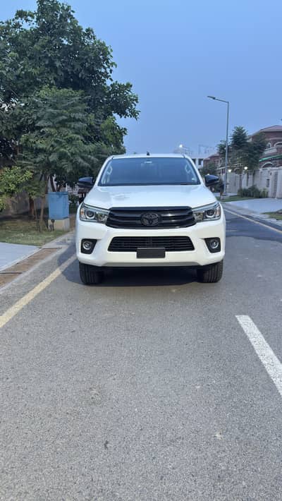 Toyota Hilux Revo V 2.8