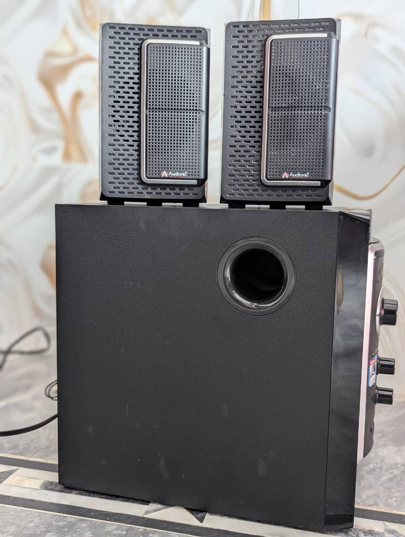 Audionic ROAR 100 3