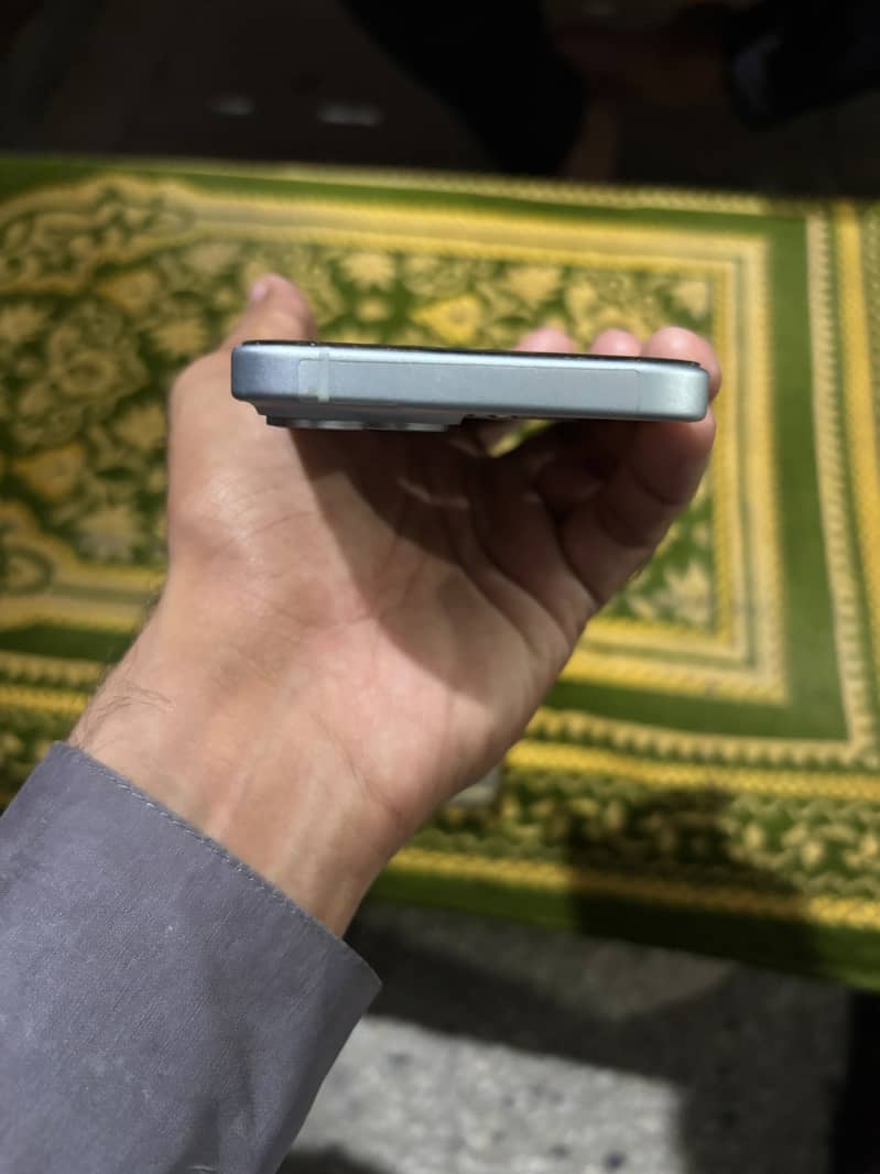 Apple iPhone 15 1