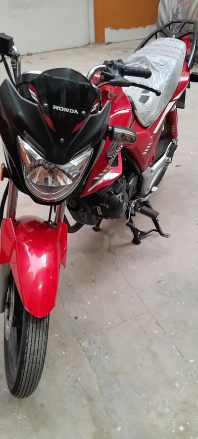 Honda CB 150F