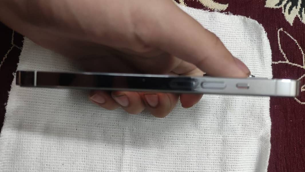 Iphone 14 pro jv 0