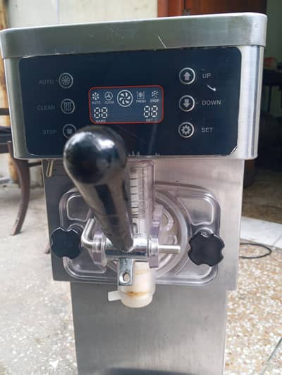 Commercial Soft Ice Cream Machin