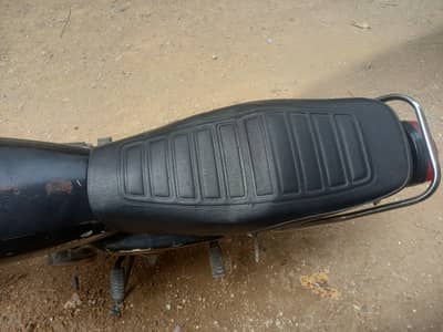 125 United Bike Black