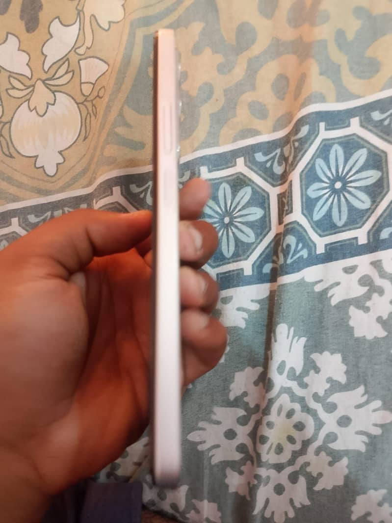 Realme C71 4
