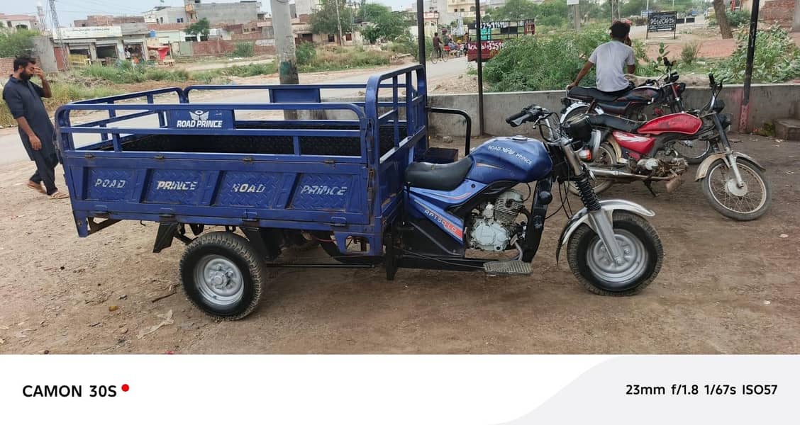 Loader rickshaw 0