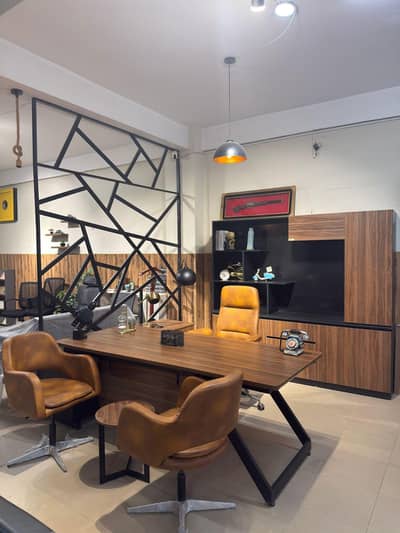 Executive Table