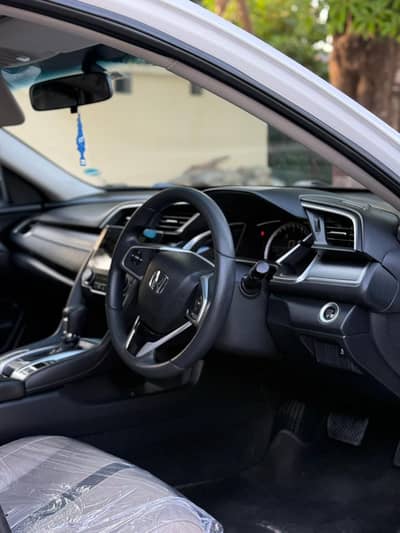 Honda Civic ug full option 2018 reg 2019