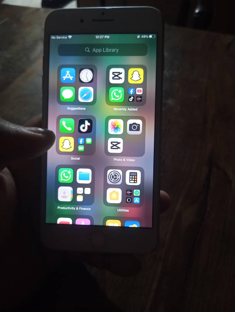 Apple iPhone 8 Plus 2