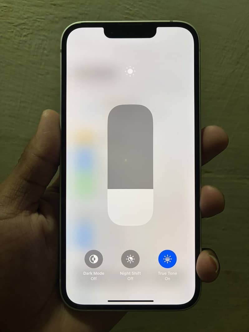 Iphone 16e 1