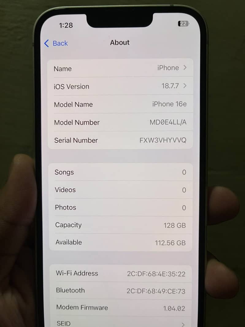 Iphone 16e 9