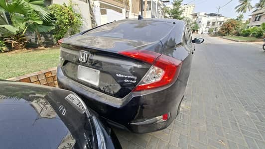 Honda Civic Oriel 1.8 i-VTEC CVT 2022 Automatic – Black