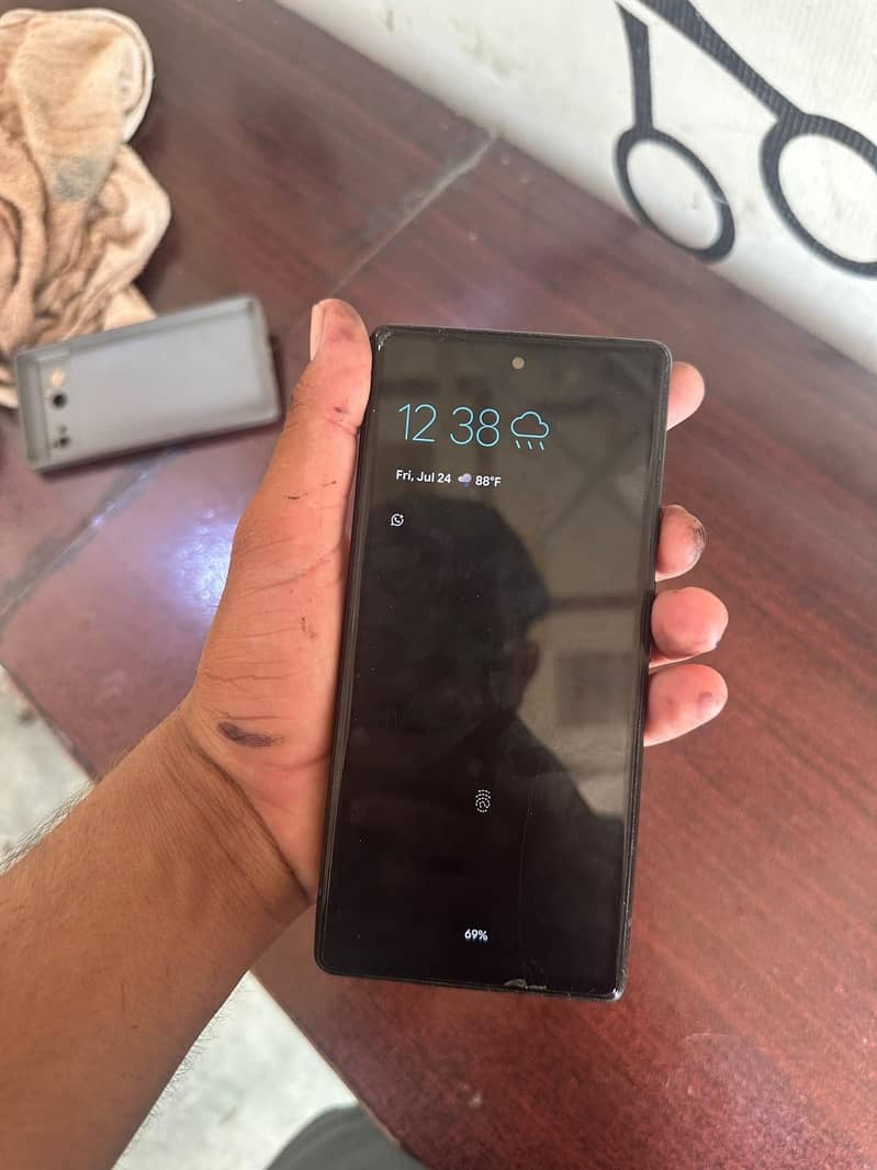 Google Pixel 6 4