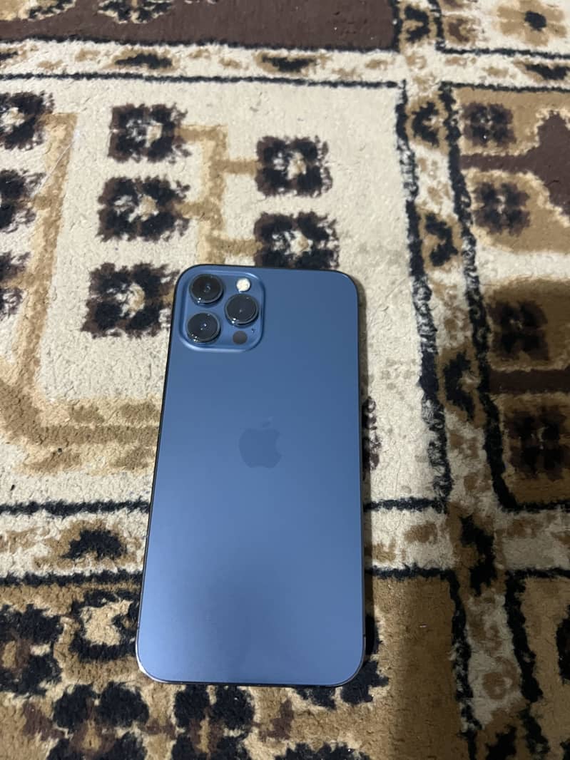 iPhone 12 Pro Max 2