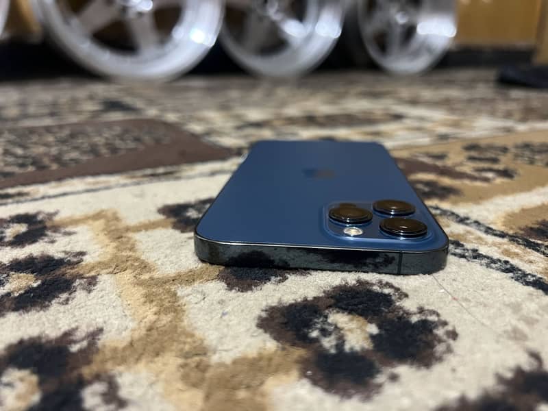 iPhone 12 Pro Max 5
