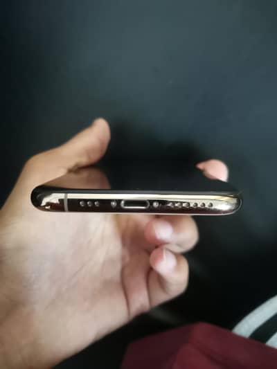 Apple iPhone XS