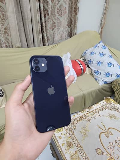 Apple iPhone 12