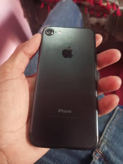 Apple iPhone 7