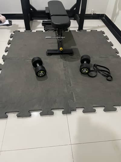 Heavy-Duty Interlocking Rubber Gym Tiles