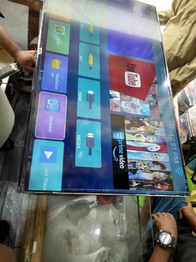 43" TCL led Android Tv YouTube videos