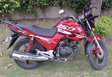 Honda CB 150F - Red Colure -2024 Model
