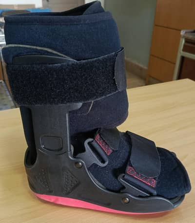 Walker Boot Walking boot XcelTrax Ankel Foot Metatarsal fracture