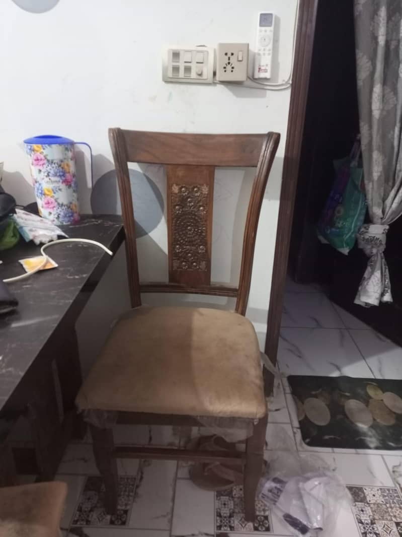 dinning table 0