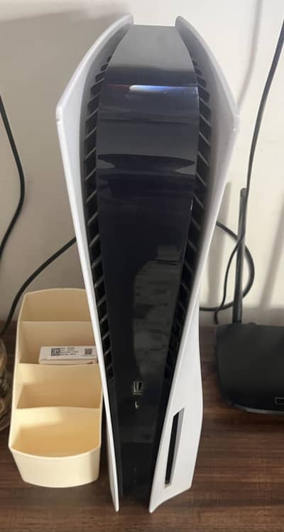 PS5 used 10/10 condition + with 15 plus games such as RDR2,watch dogs