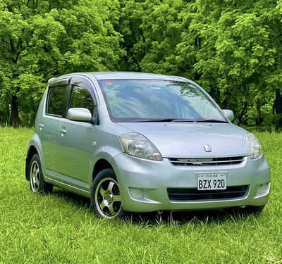 Toyota Passo 2012