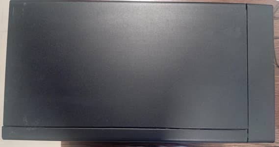 CPU Core i7 9th Generation with 250gb ssd and 32gb RAM