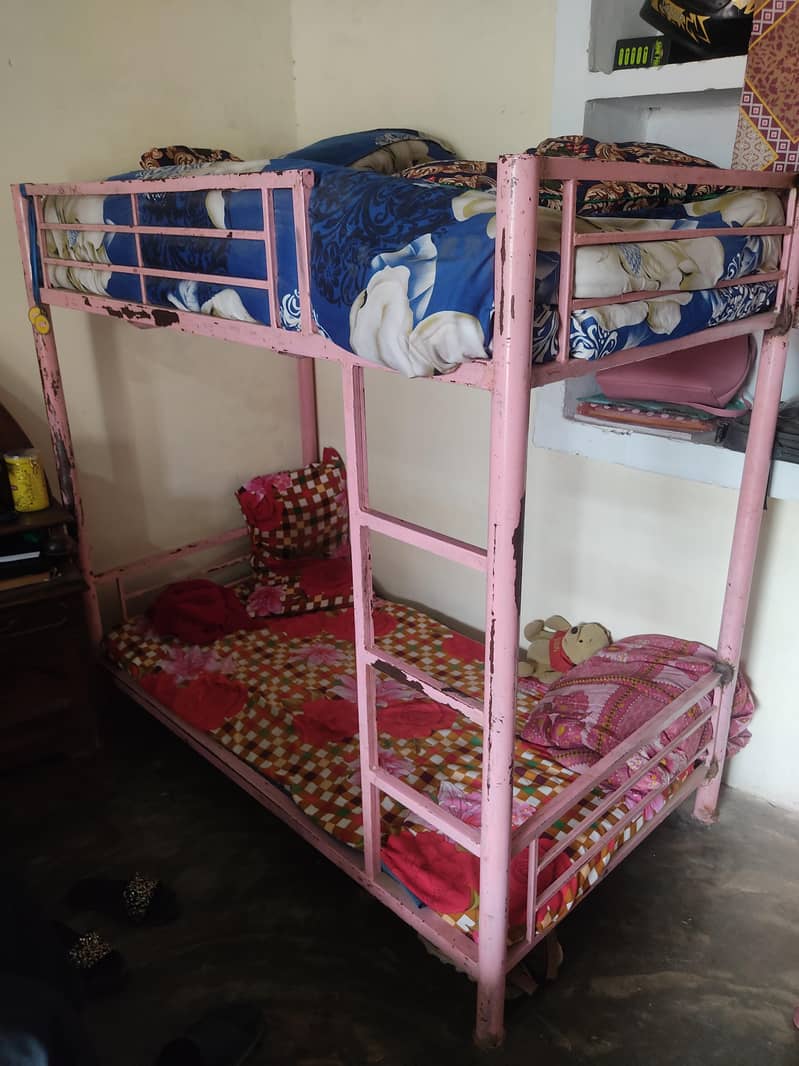 2 Single beds 1