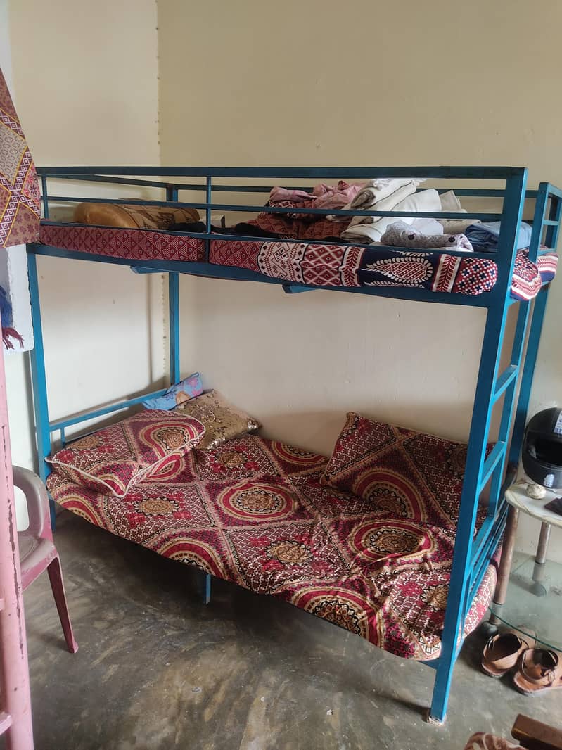 2 Single beds 3