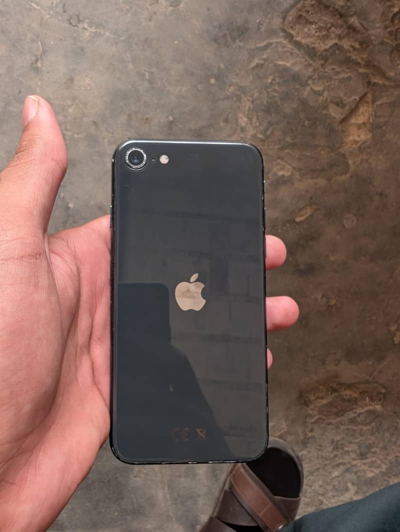 Apple iPhone SE 7
