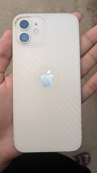 Apple iPhone 12