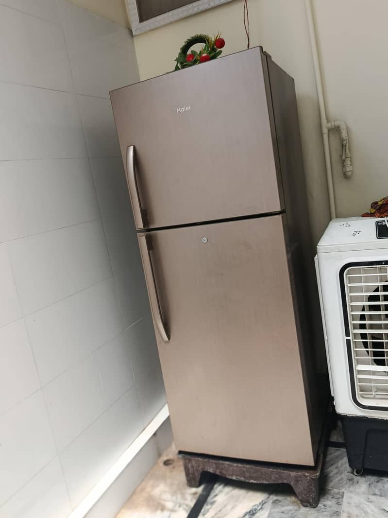 Refrigerator 0