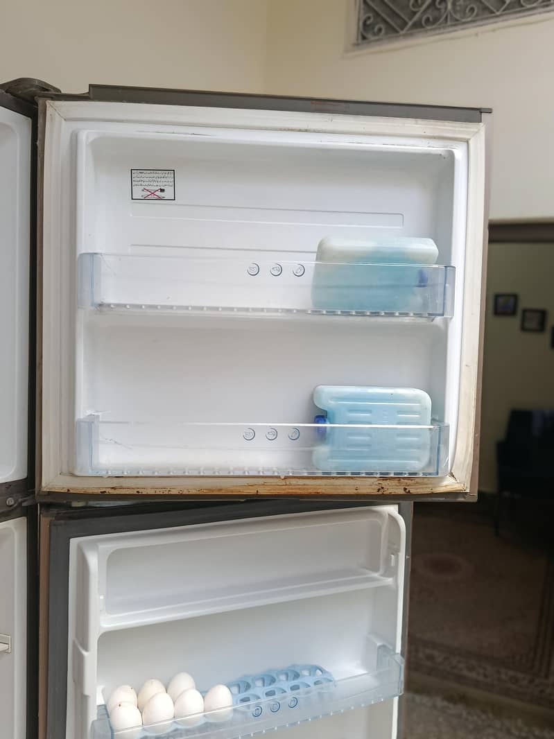 Refrigerator 4
