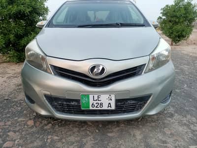 Toyota Vitz 2014