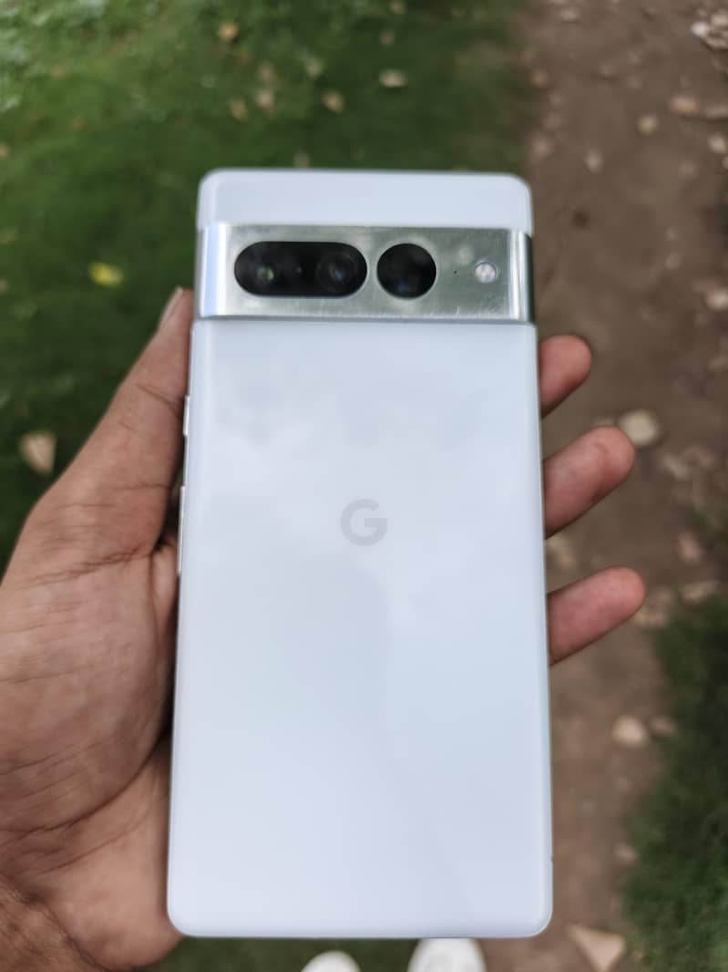 Google Pixel 7 Pro 0