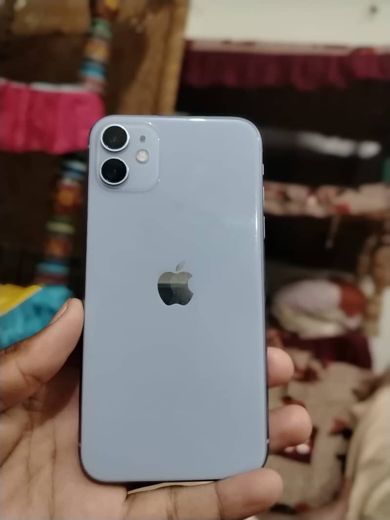 iPhone 11 0