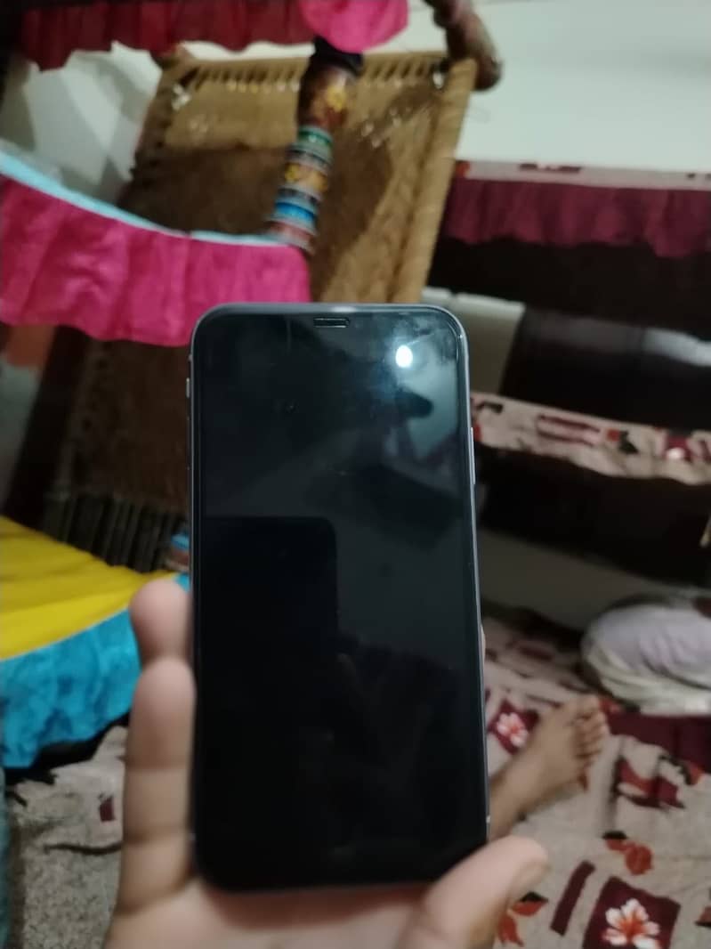 iPhone 11 2