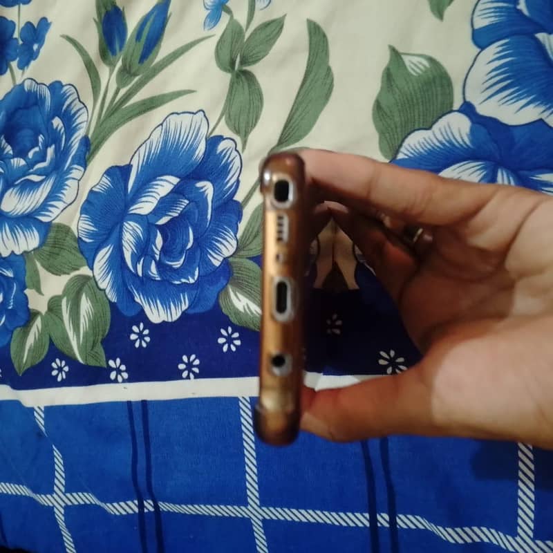 samsung note 8 4