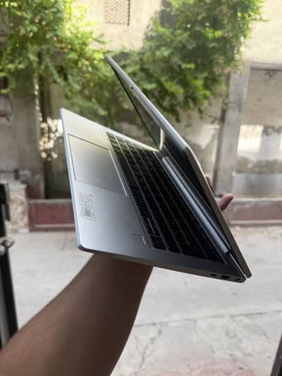 HP pro book 640 G7 | rizen 5 | 4600 U | 8gb 256 ssd | slim with type C