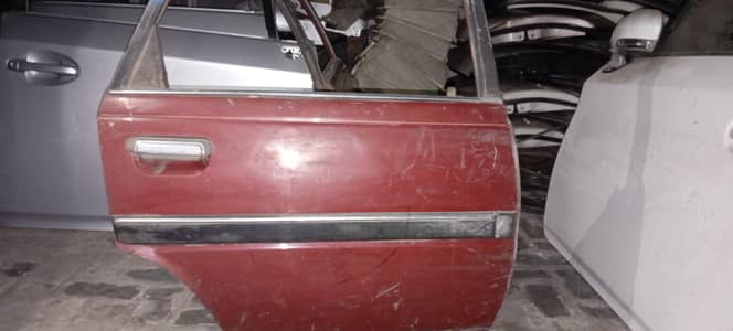 Toyota corona 1985 model doors available