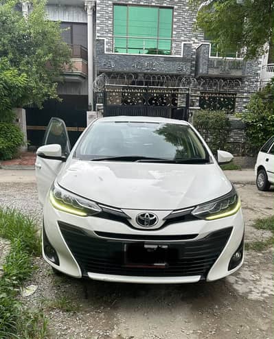 Genuine Toyota Yaris OEM Headlights (Original Seal | DRL + Projectors)