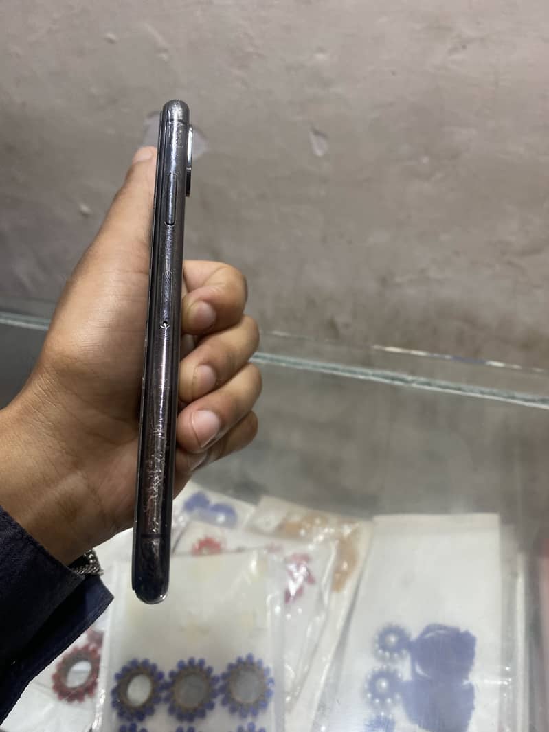 iphone x 3
