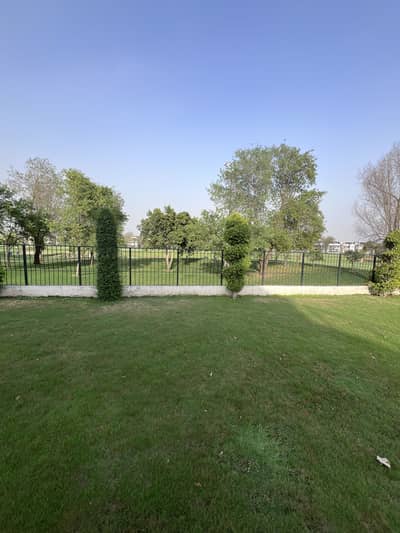 2 Kanal Golf View Banglow Extra Lawn Gated Community