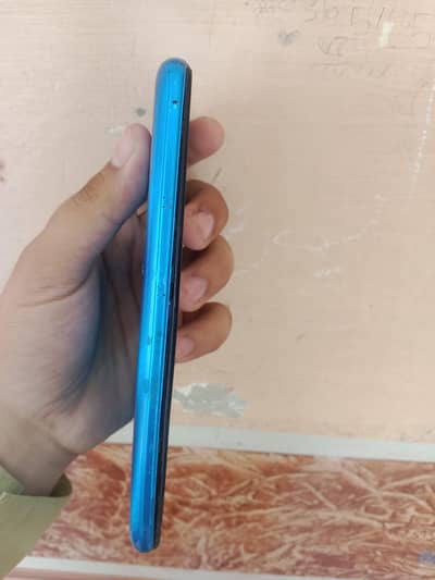 Infinix Smart ( 2 GB ROM ) ( 32 GB RAM )